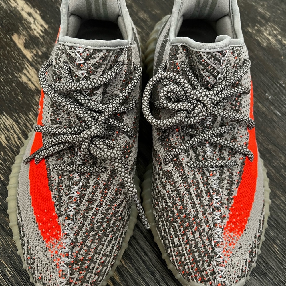 COPY - Yeezy boost 350 V2 beluga